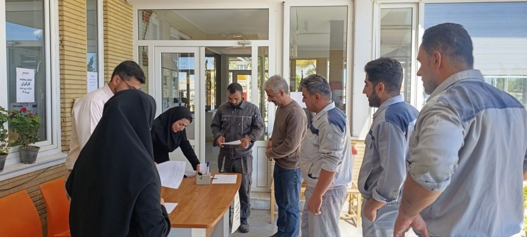 برگزاری انتخابات نماینده کارگران شرکت زرین ذرت شاهرود با مشارکت گسترده کارکنان و کارگران